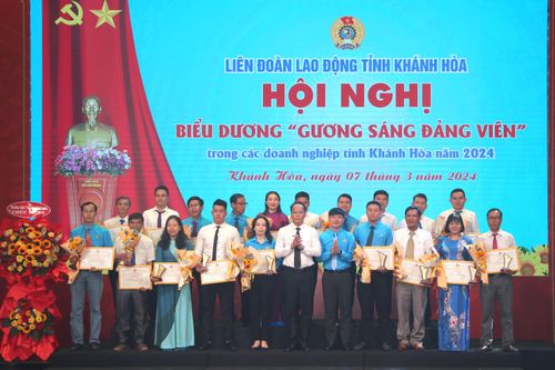 Biểu dương 94 'Gương sáng đảng viên' trong các doanh nghiệp