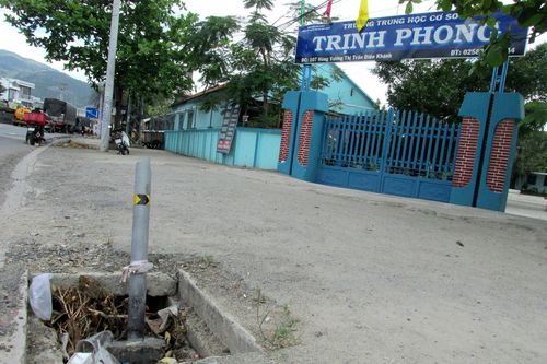Hố ga bị sập nắp đậy