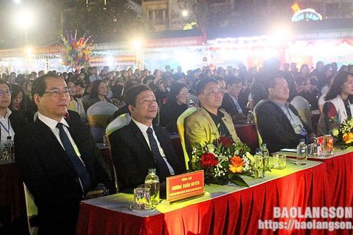 Khai mạc hội thi 'Hương sắc ẩm thực xứ Lạng' mở rộng và hội chợ trưng bày giới thiệu sản phẩm OCOP xuân Giáp Thìn 2024