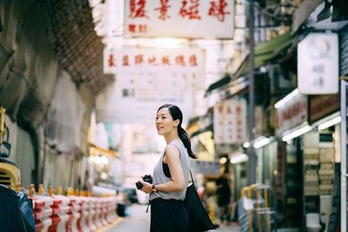 Kinh tế đình trệ, ngày càng nhiều phụ nữ Trung Quốc chọn cuộc sống độc thân