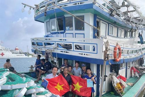 Ngôi nhà thứ hai của ngư dân (bài 1)