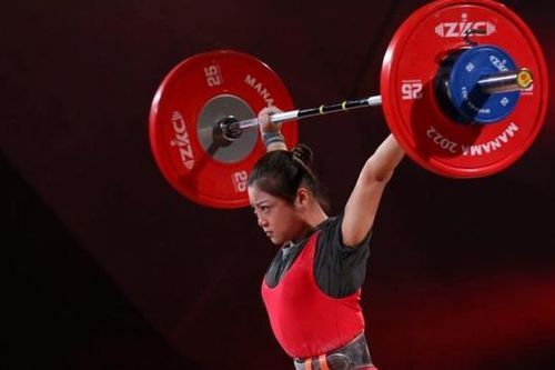 Đội tuyển cử tạ sẵn sàng cho vòng loại Olympic 2024