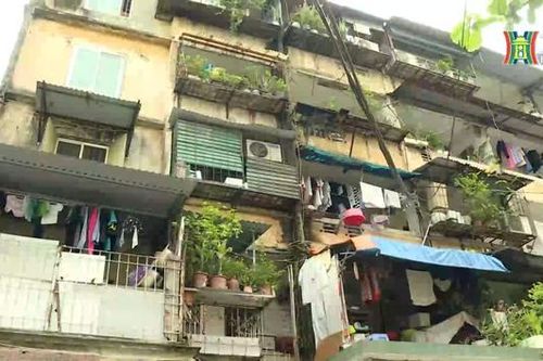 Chủ nhà phải đóng góp kinh phí xây dựng chung cư cũ