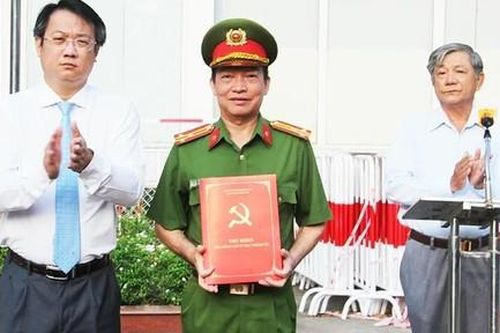 Khen thưởng Công an TP.Biên Hòa khám phá nhanh vụ trộm tại doanh nghiệp