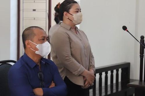 Tuyên án 2 bị cáo trong vụ 'đưa con đi chữa bệnh, nhận về hũ tro cốt'