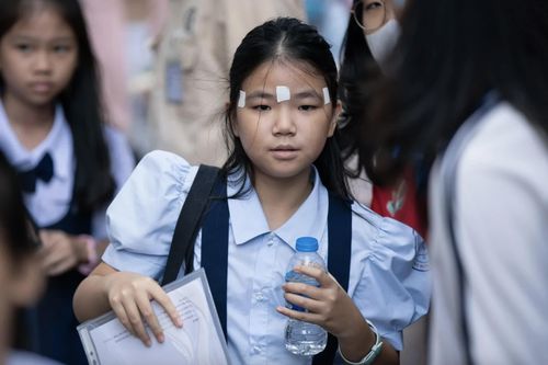 Không tuyển lớp 6 trường Ams là theo quy định, sao phụ huynh phản ứng?