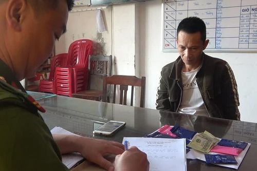 Bắt đối tượng mua bán hàng nghìn viên ma túy tổng hợp tại Huế