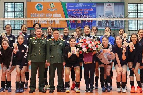 Tin nóng thể thao tối 8/3: Báo châu Á viết về 16 bàn thua của tuyển trẻ Việt Nam, hoa khôi bóng chuyền nhận tin vui