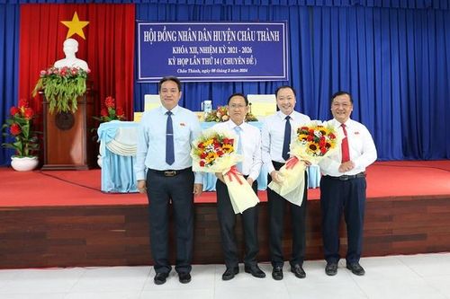 2 tân Phó Bí thư được bầu giữ chức Chủ tịch UBND thành phố, Chủ tịch UBND huyện