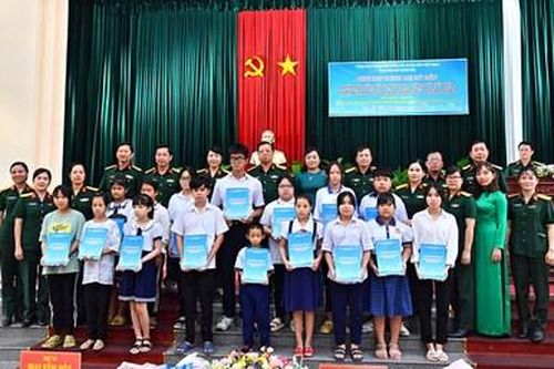 Phụ nữ Quân đội với nhiều mô hình giàu giá trị nhân văn