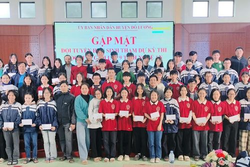 Nghệ An công nhận 875 em đạt học sinh giỏi cấp tỉnh lớp 9