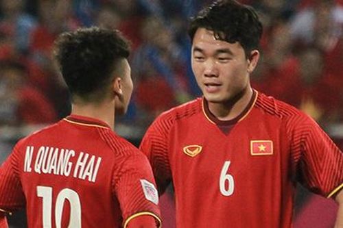Xuân Trường khen Quang Hải hết nấc