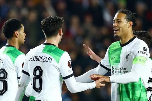 Europa League: Hình ảnh trận đấu các cầu thủ Liverpool ghi 5 bàn thắng vào lưới Sparta Prague