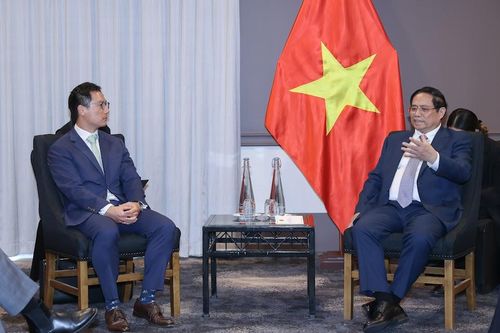Thủ tướng Phạm Minh Chính tiếp lãnh đạo các tập đoàn hàng đầu tại Australia