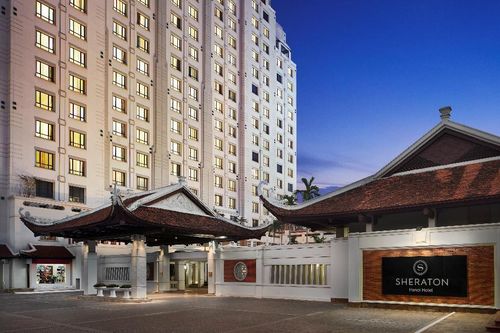 Khách sạn Sheraton Hà Nội kỷ niệm 20 năm dịch vụ tận tâm và uy tín