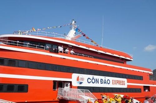 Bên trong tàu cao tốc lớn nhất Việt Nam từ Vũng Tàu đi Côn Đảo