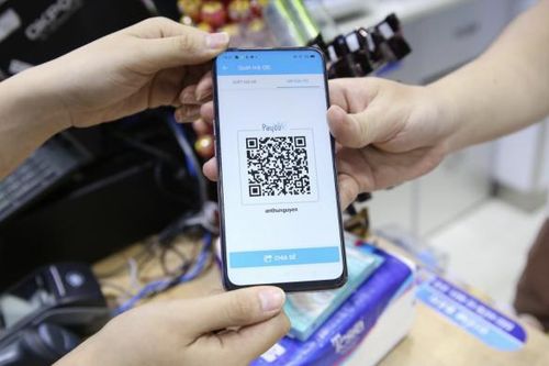 Thanh toán qua QR code tăng vọt gần 900%