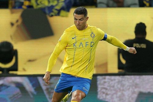 Ronaldo bất lực, Al Nassr 'giương cờ trắng' với Al Hilal