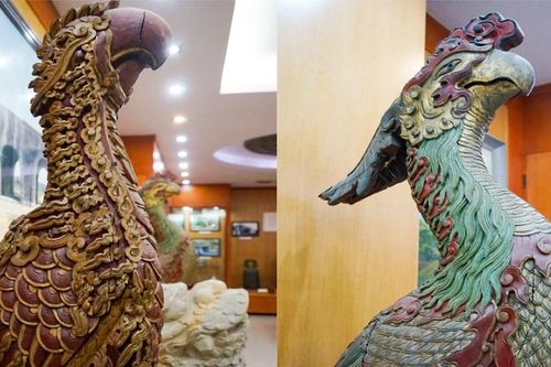 Chiêm ngưỡng đôi vẹt cổ cao 2m và chuông đồng 300 năm tuổi