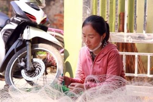 Phụ nữ làng chài