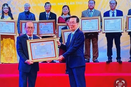 Một huyện có hai người được phong tặng danh hiệu Nghệ sỹ Nhân dân