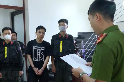 Đấu tranh với tội phạm ma túy bằng phương châm 'không chỉ bắt khúc giữa'