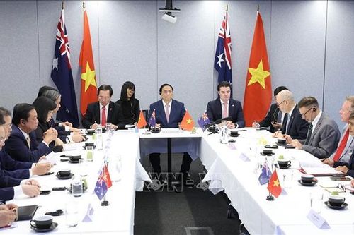 Thủ tướng làm việc với Tổ chức Nghiên cứu Khoa học và Công nghiệp Liên bang Australia