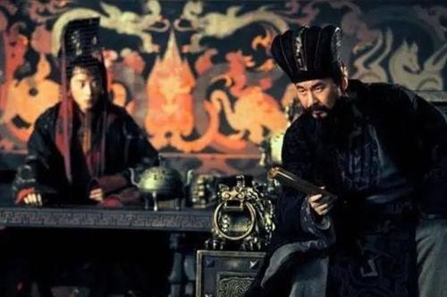 Sự thật sâu xa của vế sau câu 'Nhắc Tào Tháo, Tào Tháo tới'