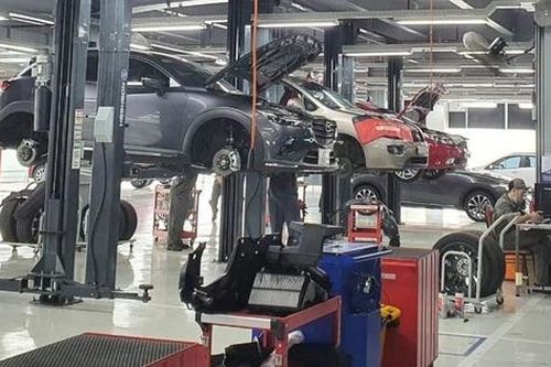Vì sao hãng xe từ chối bảo hành khi khách không tuân thủ lịch bảo dưỡng?