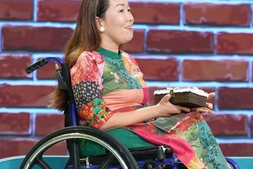 Người phụ nữ khuyết tật khiến vỏ ốc nở hoa