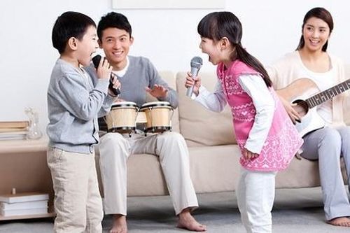 Làm cha mẹ 100%