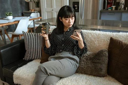 Kinh tế khó khăn, nhiều phụ nữ Trung Quốc lựa chọn cuộc sống độc thân