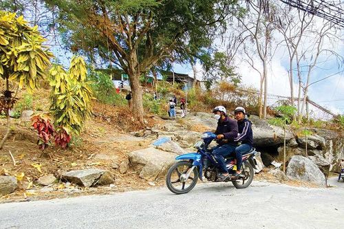 Những 'tay lái lụa' trên đỉnh núi Tô