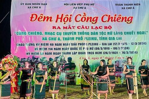Pleiku: Ra mắt đội cồng chiêng nữ làng Chuêt Ngol