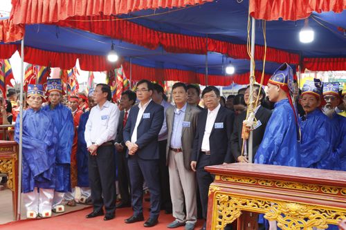 Vui hội rước voi xã Đào Xá, huyện Thanh Thủy