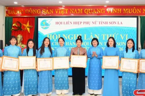 Phụ nữ Sơn La sáng tạo, khát vọng vươn lên