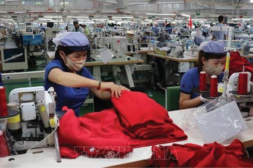 Đầu tư vào phụ nữ mang lại lợi ích cho phụ nữ và toàn xã hội