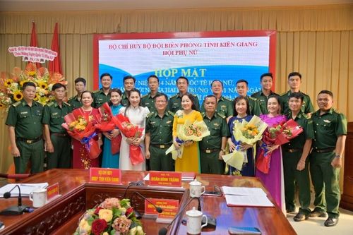 Kiên Giang: Bộ đội biên phòng họp mặt Ngày Quốc tế Phụ nữ 8-3