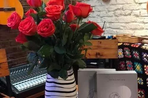 Gửi đàn bà thơ và mùa xuân