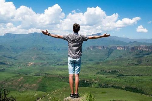 Đừng ảo tưởng với 'nghỉ hưu sớm'