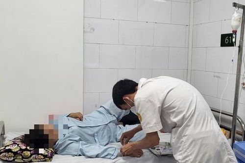 Suy gan, tổn thương thận vì nuốt mật cá trắm 3kg