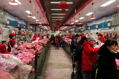 Giá tiêu dùng tại Trung Quốc lần đầu tăng trong 6 tháng