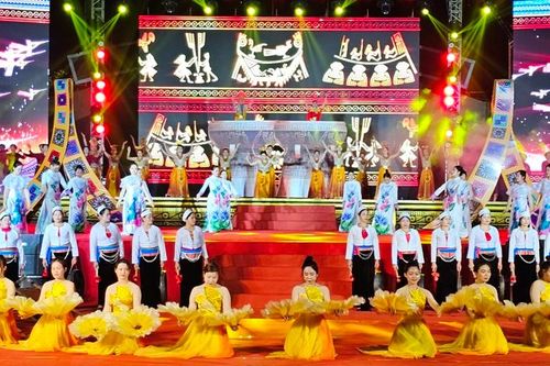 Tụ hội văn hóa các dân tộc tỉnh Thanh Hóa