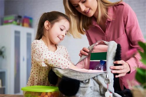 Mẹo hay giúp con dậy sớm vui vẻ