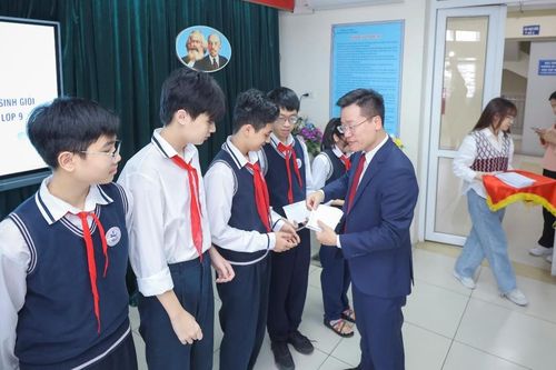 Quận Ba Đình trong tốp đầu đạt giải kỳ thi chọn học sinh giỏi Hà Nội