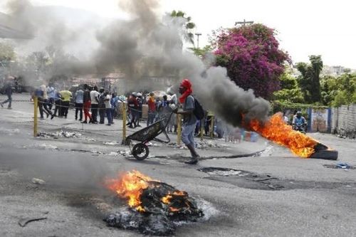 Khủng hoảng Haiti: Người dân biểu tình đòi Thủ tướng từ chức, Mỹ 'ra tay', Liên hợp quốc hối Hội đồng Bảo an hành động khẩn
