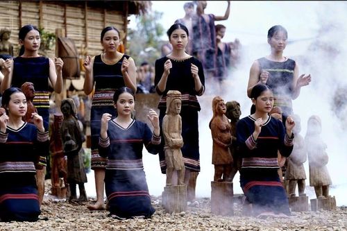 Hội tụ sắc màu văn hóa dân tộc tại 'Đăk Hà ngày mùa'