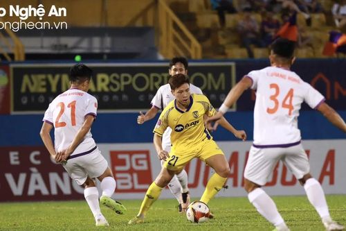 Sông Lam Nghệ An nhận thất bại thứ 2 liên tiếp trước Bình Dương