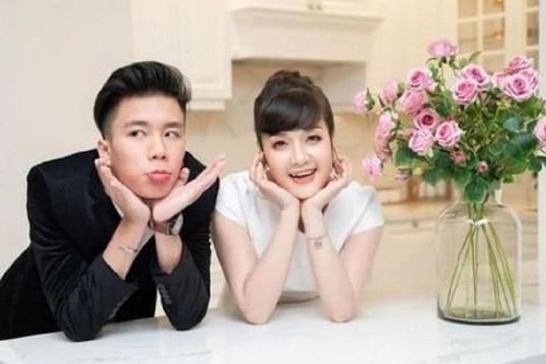 Danh hài Nghệ sĩ Vân Dung hiếm hoi khoe con trai 'bí ấn', nhan sắc gây chú ý