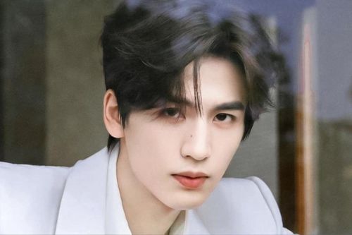 Trương Lăng Hách tái hợp 'Búp bê cổ trang' thế hệ mới, nhan sắc nhà gái lấn át Bạch Lộc